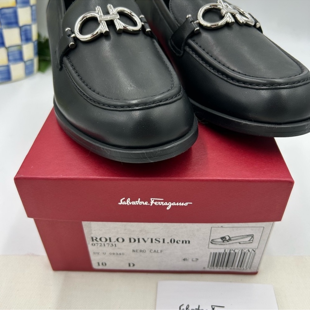 Women’s Salvatore, Ferragamo, roll Gancini leather loafer size 10 made in Italy - Picture 3 of 11